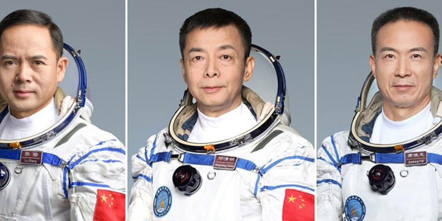 Astronautas chinos Fei Junlong, Deng Qingming y Zhang Lu