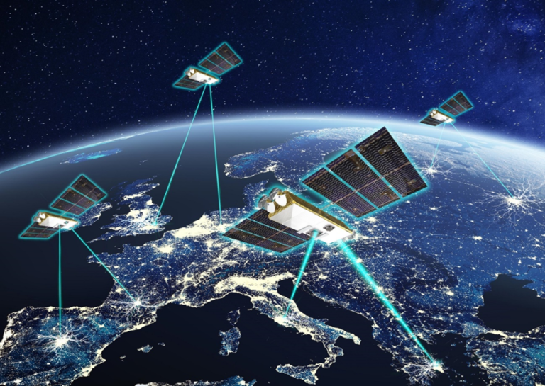 Satelites en el espacio