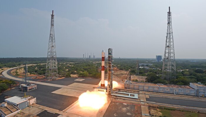 Lanzamiento satélite TeLEOS-2