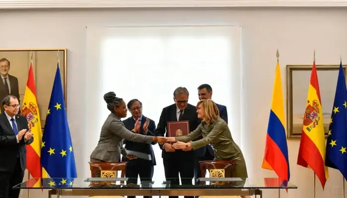 Firrma de memorandos y acuerdos España y Colombia