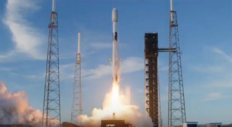 SpaceX lanza la misión KF-02 del Proyecto Kuiper de Amazon y com pleta el despliegue de satélites