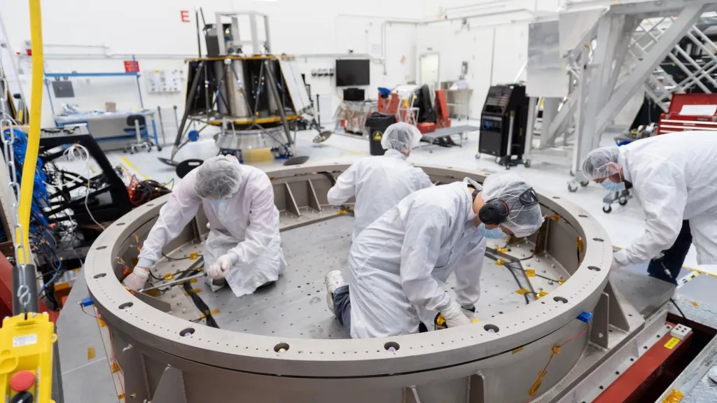 Firefly supera pruebas estructurales en JPL para Blue Ghost Mission 2