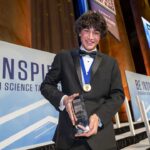 Un estudiante detecta 1,5 millones de objetos variables en datos de NEOWISE con IA