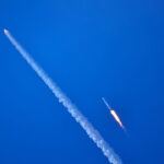 China combina prueba de escape de Mengzhou y amerizaje controlado de primera etapa