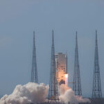 China prueba en vuelo el escape de Mengzhou en condición max-q