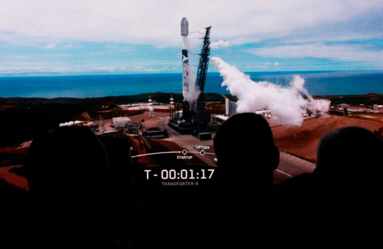 Chile pone en órbita FASat-Delta y activa el arranque del Sistema Nacional Satelital