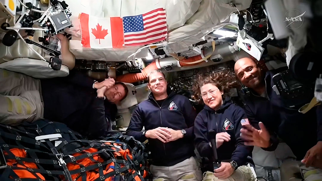 Artemis II, día 4: prueba de pilotaje manual y lista de objetivos lunares