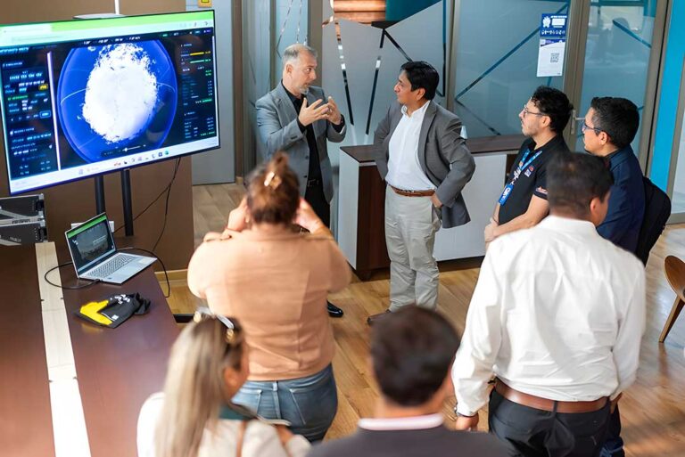 Likansat: Antofagasta presenta su CubeSat regional para vigilancia climática y territorial